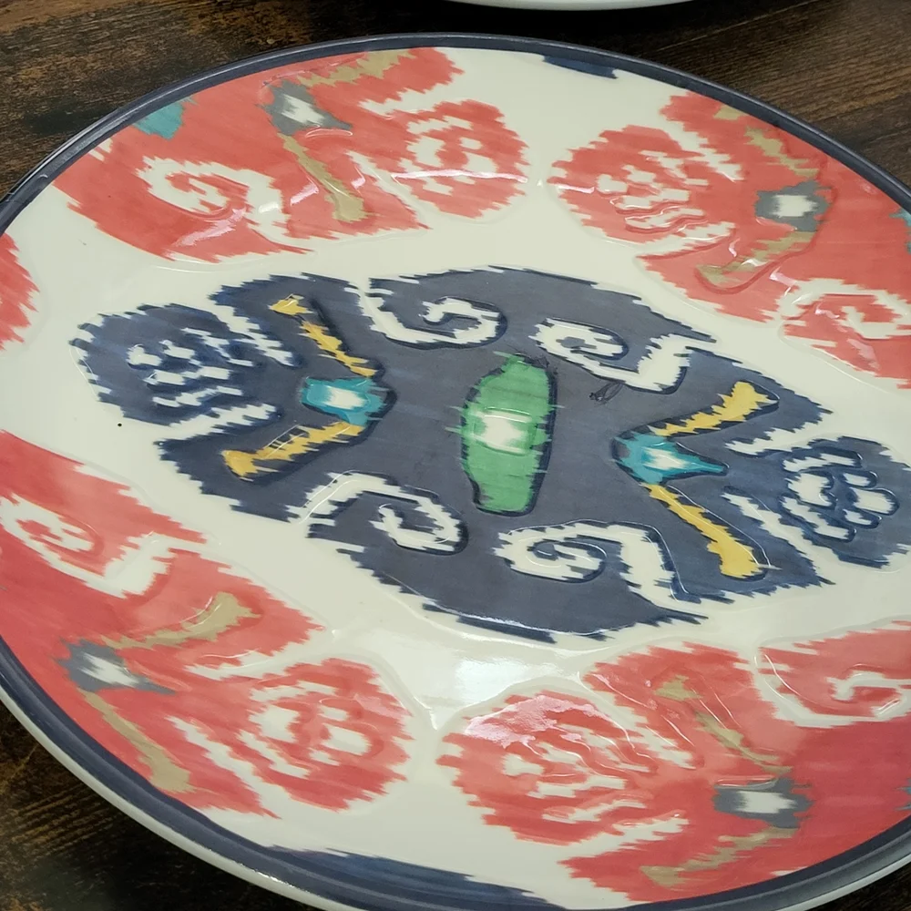 Williams Sonoma Schumacher Ikat Melamine Dinner Party Outdoor Plates Set of 4